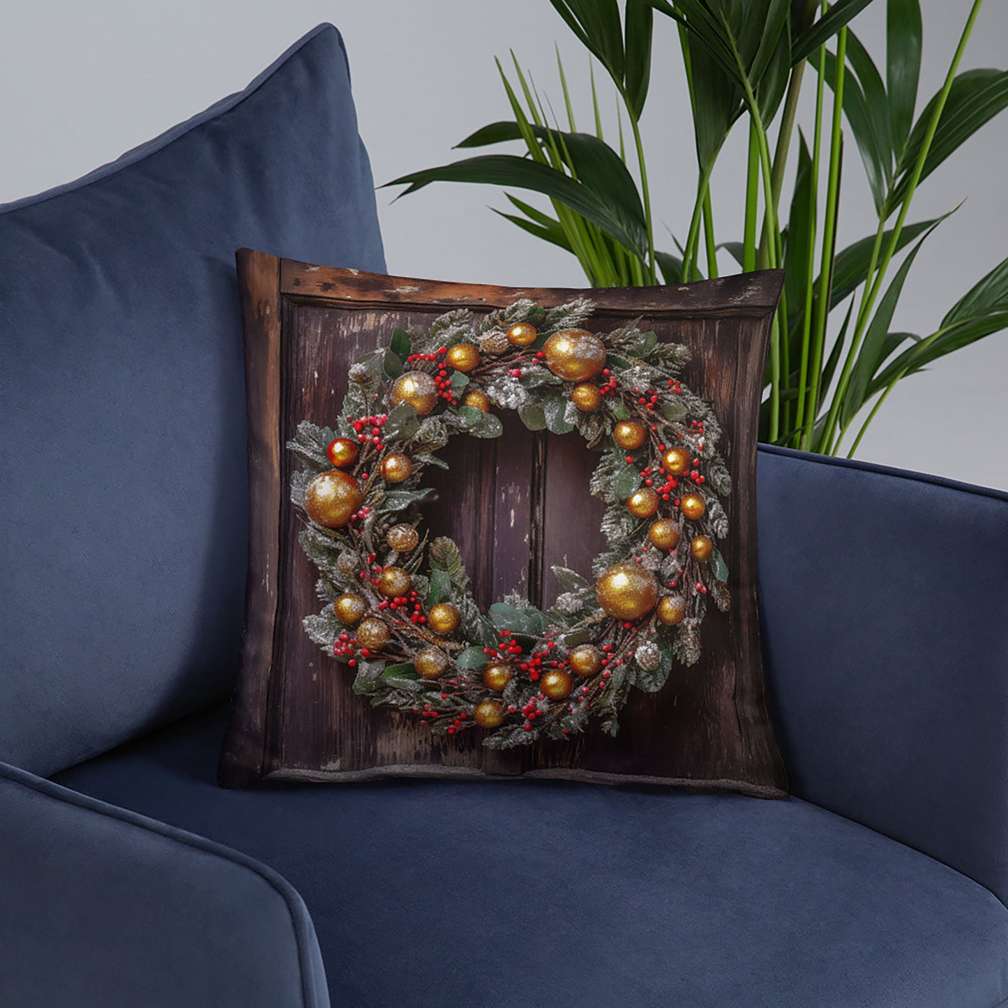 Christmas Throw Pillow Bold Golden Wreath Polyester Decorative Cushion 18x18